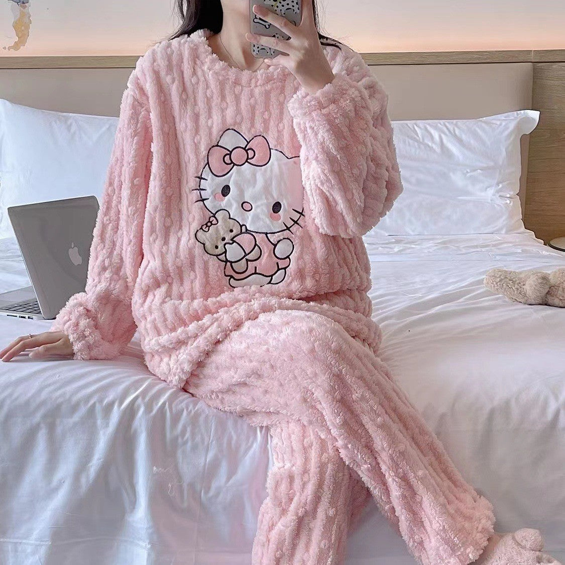 Hello Kitty bear colar fleece pajama