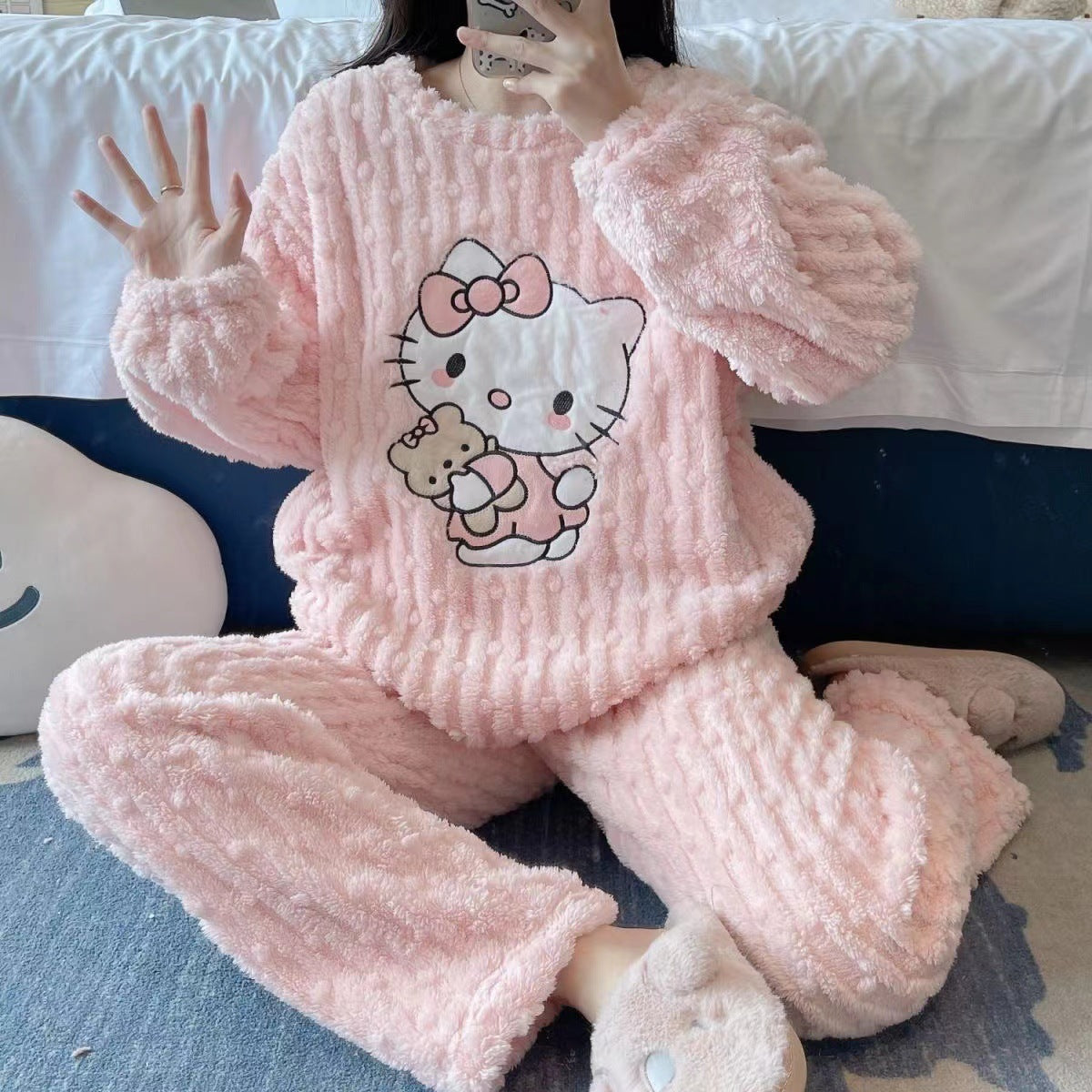 Hello Kitty bear colar fleece pajama