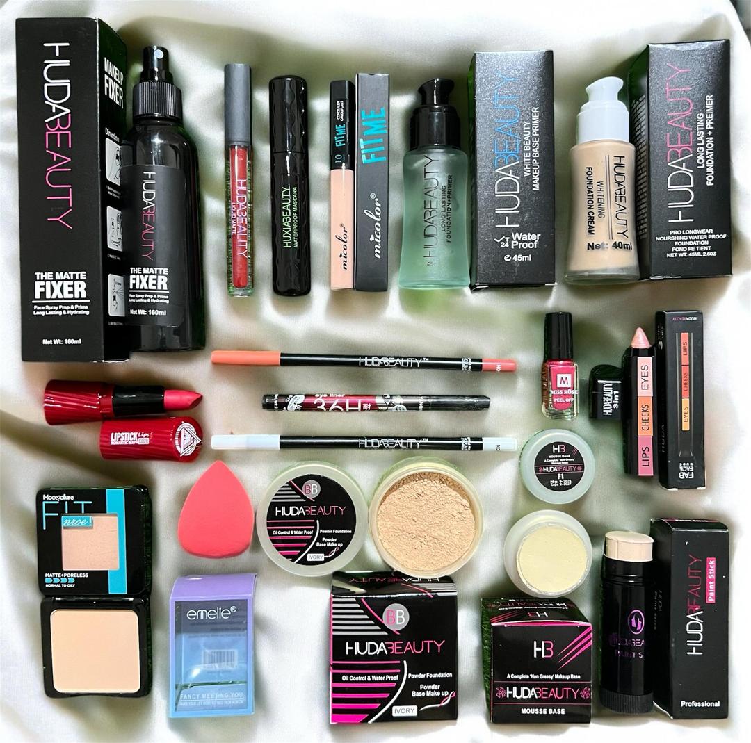 17 in 1 Professional Makeup Kit – Full Glam Collection
