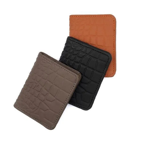 Men’s Leather Bi-Fold Wallet – Slim & Pocket Friendly