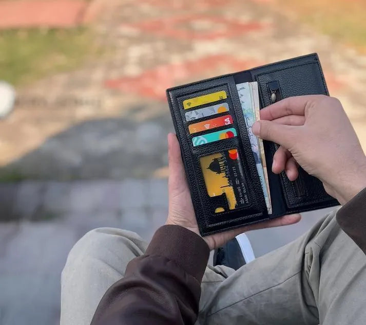 Men’s Leather Wallet – Classic Everyday Style