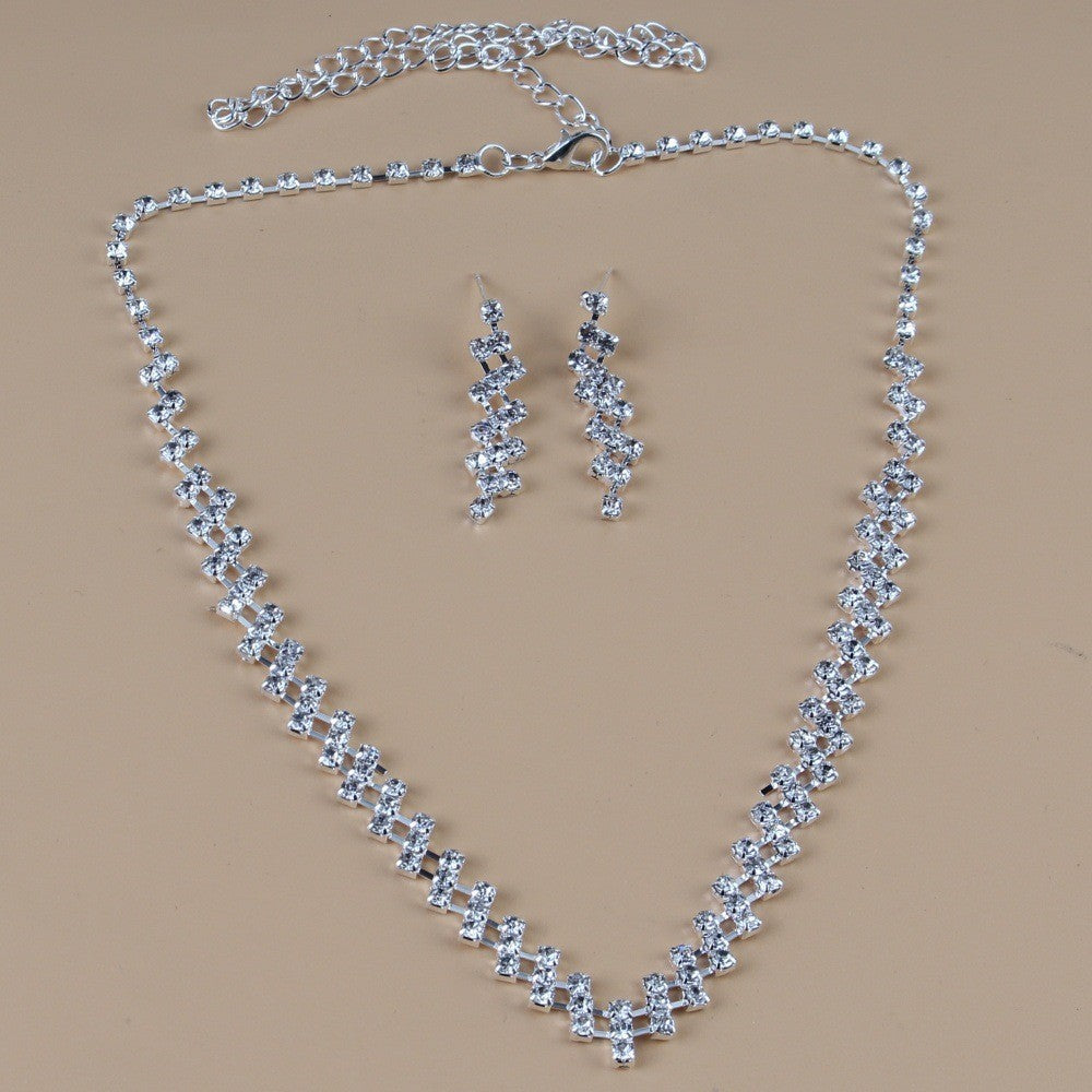 Elegant Necklace &amp; Earrings Set